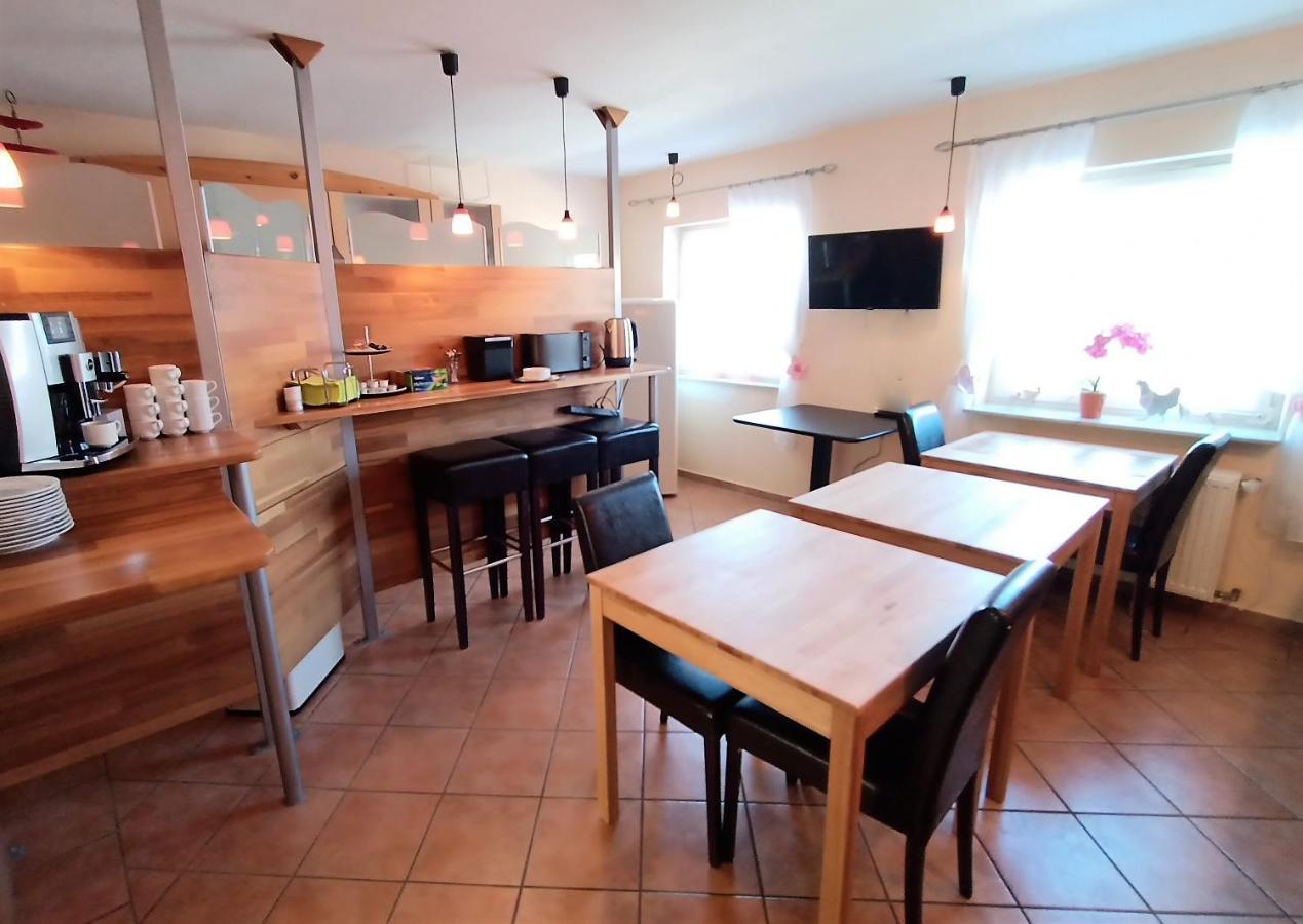 Bodensee Gaestehaus Tettnang Albergo Extérieur photo