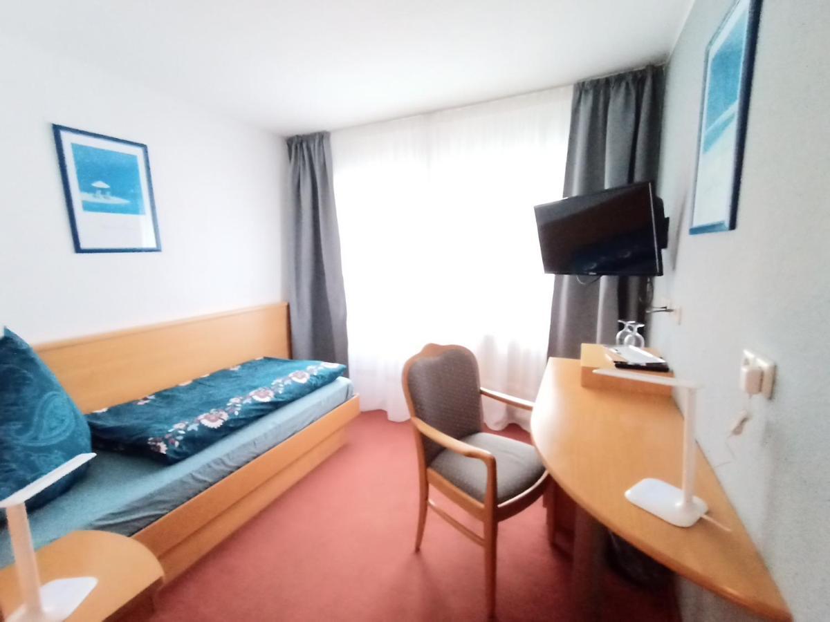 Bodensee Gaestehaus Tettnang Albergo Extérieur photo