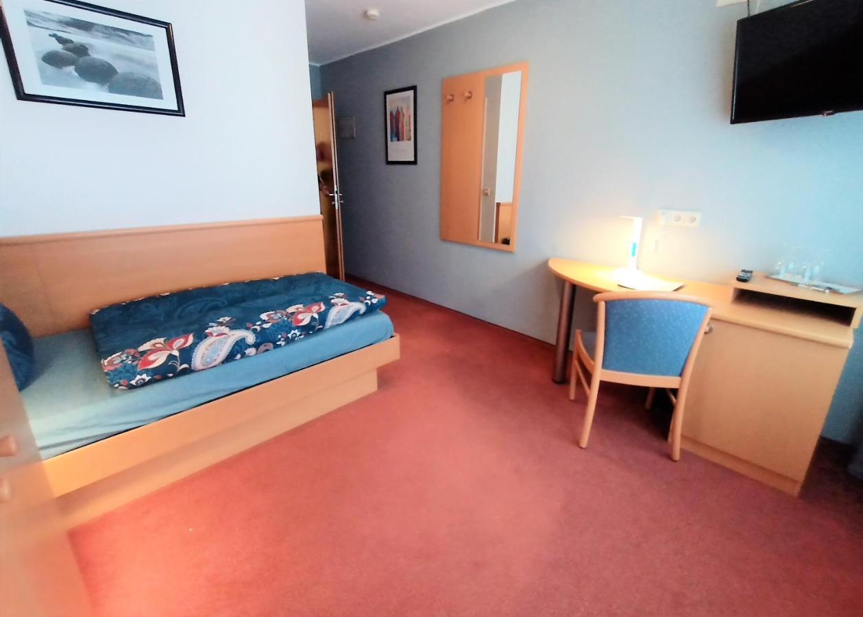 Bodensee Gaestehaus Tettnang Albergo Extérieur photo