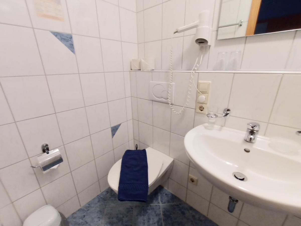 Bodensee Gaestehaus Tettnang Albergo Extérieur photo