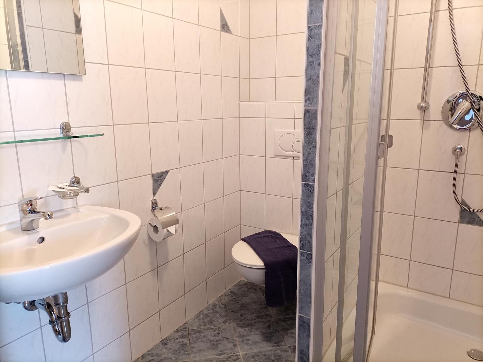 Bodensee Gaestehaus Tettnang Albergo Extérieur photo