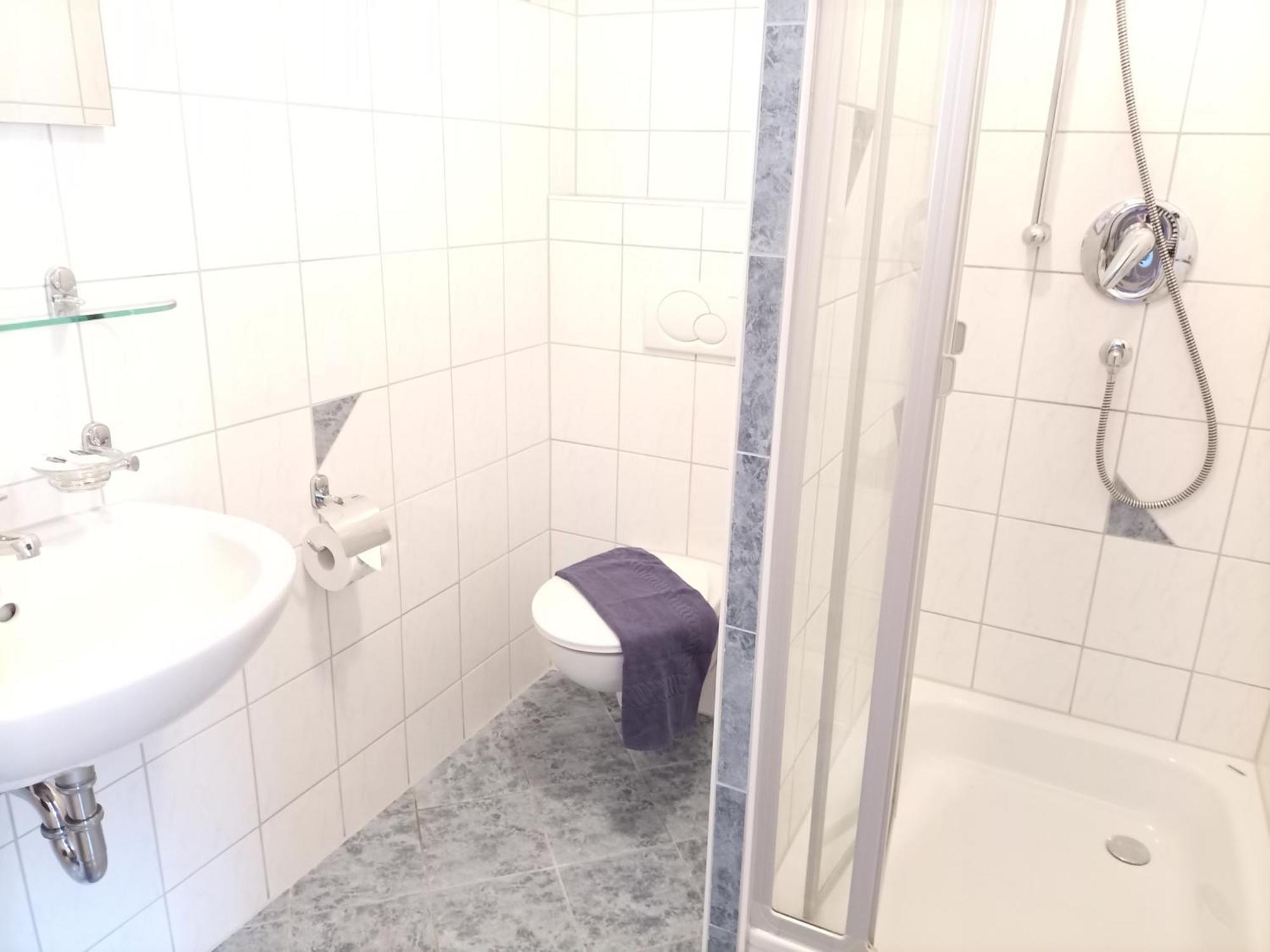 Bodensee Gaestehaus Tettnang Albergo Extérieur photo